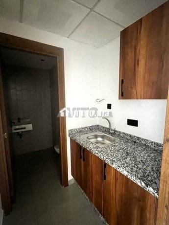 des-bureaux-neuf-pour-location-a-oulfa-big-1