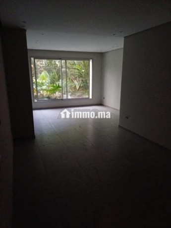 studio-rez-jardin-a-oasis-pour-location-big-2
