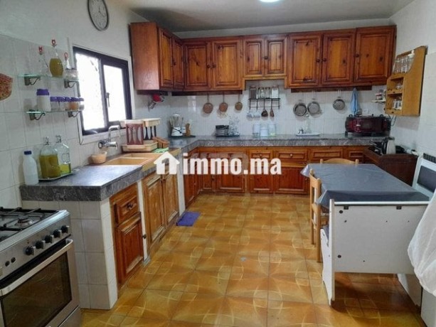 vente-villa-6-pieces-de-301-m2-a-casablanca-big-9