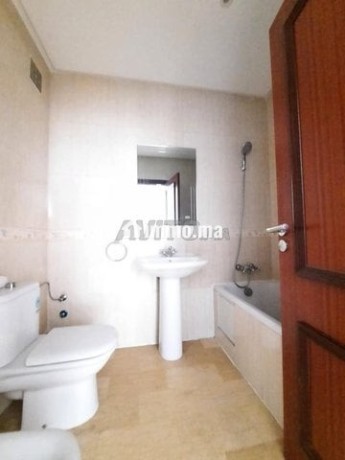 appartement-120m-a-rond-point-sport-triangle-big-3