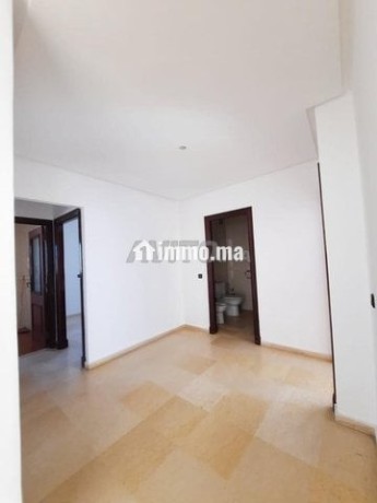 appartement-120m-a-rond-point-sport-triangle-big-6