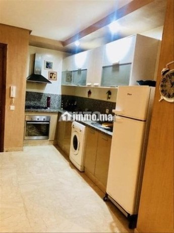 appartement-plus-piscine-et-garage-sur-la-cote-big-2