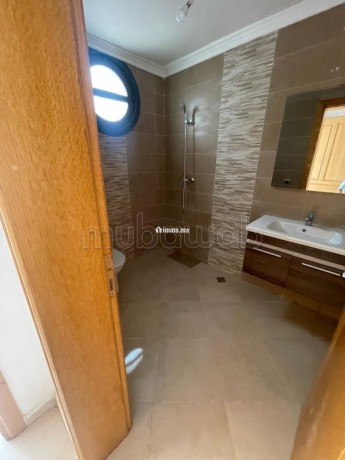 villa-de-400m2-a-louer-neuve-a-iligh-big-3