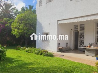 Location villa vide à oasis avec un grand jardin - Villa à louer - Casablanca