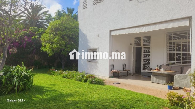 location-villa-vide-a-oasis-avec-un-grand-jardin-big-1
