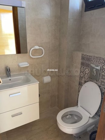 belle-villa-de-200-m2-moderne-a-louer-a-tassila-big-4