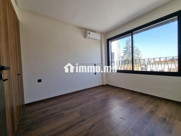 studio-neuf-a-louer-55-m2-sur-oasis-big-7