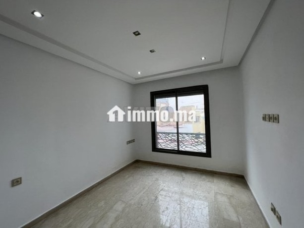 apprt-3-ch-salon-en-location-a-belvedere-6500-big-3