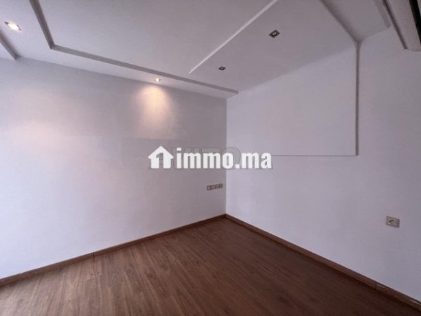 apprt-3-ch-salon-en-location-a-belvedere-6500-big-5