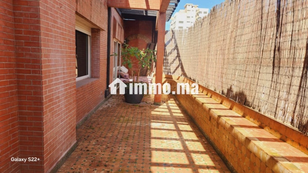 Location appt vide avec terrasse a racine - Location Immobilier - Casablanca - photo 1