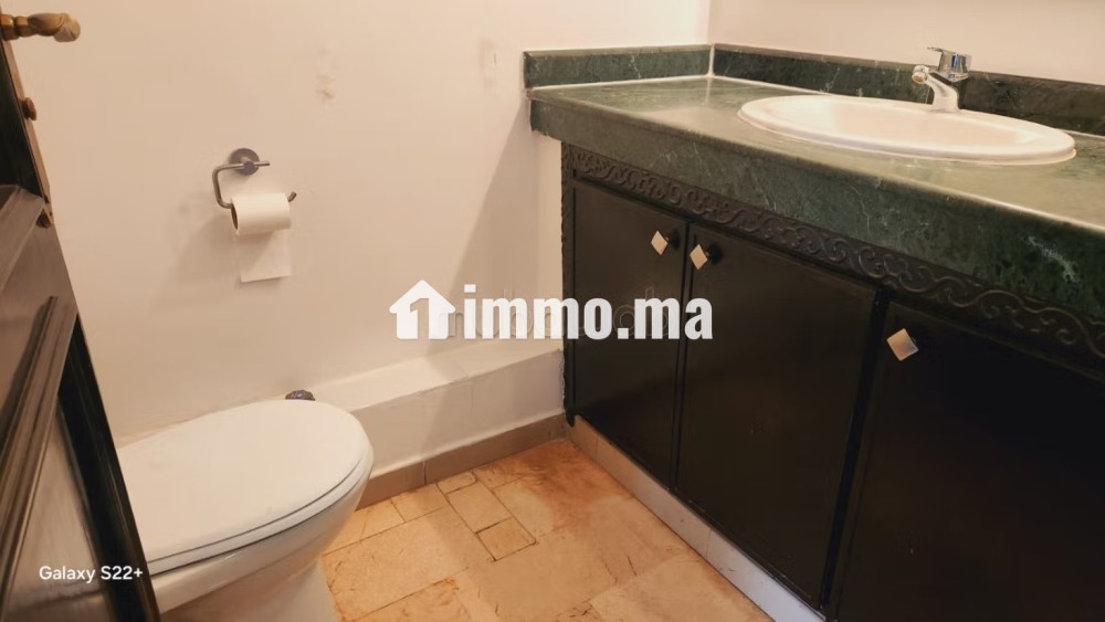 Location appt vide avec terrasse a racine - Location Immobilier - Casablanca - photo 3