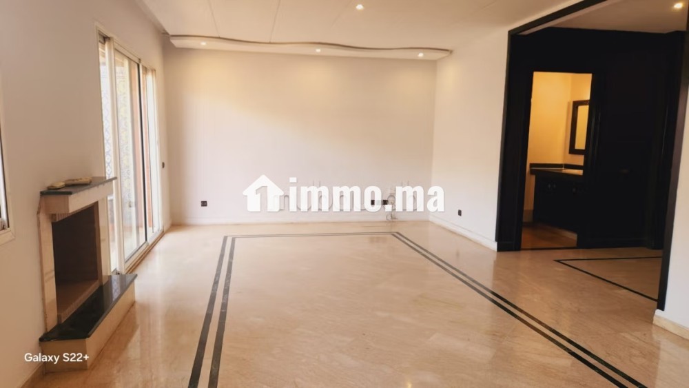 Location appt vide avec terrasse a racine - Location Immobilier - Casablanca - photo 4