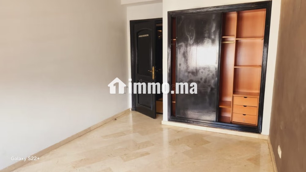 Location appt vide avec terrasse a racine - Location Immobilier - Casablanca - photo 8