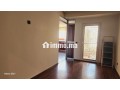 location-appt-vide-avec-terrasse-a-racine-small-13