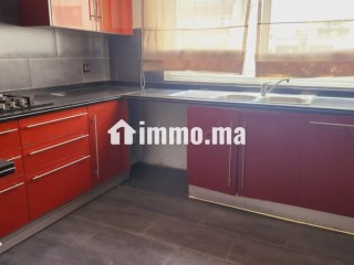 Location appt vide avec terrasse a racine - Appartement à louer - Casablanca
