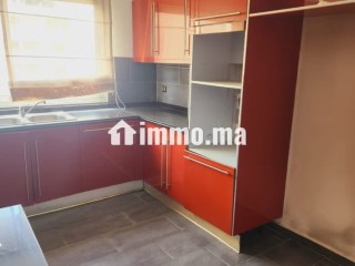 Location appt vide avec terrasse a racine - Appartement à louer - Casablanca