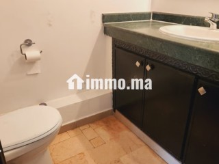 Location appt vide avec terrasse a racine - Appartement à louer - Casablanca