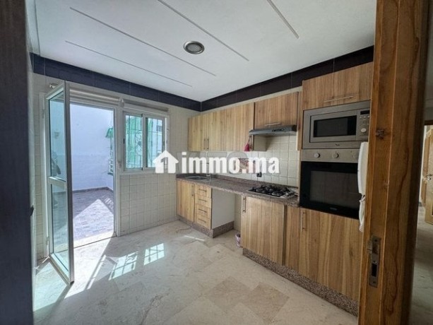 appartement-a-louer-80-m2-a-casablanca-big-2
