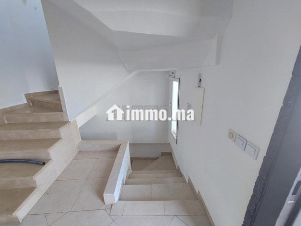 vente-dune-villa-de-276-m2-kenitra-big-14