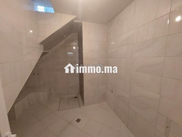 vente-dune-villa-de-276-m2-kenitra-big-17
