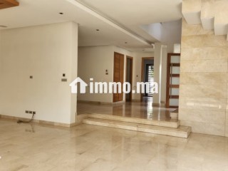 Villa à la location bouskoura a la villa Verte - Villa à louer