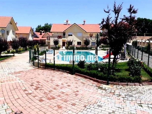 chalet-de-lux-a-un-bon-prix-big-0