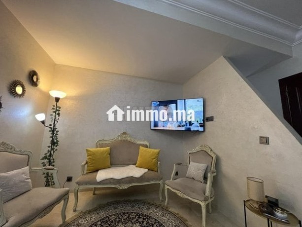 apprt-2-ch-salon-meuble-en-location-a-borgogne-big-6