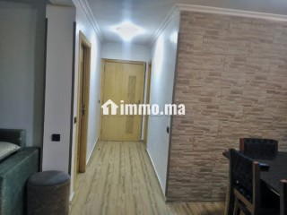 Très bel appartement en location à M'Diq.
Superficie 85 m².
Meublé - Appartement à louer