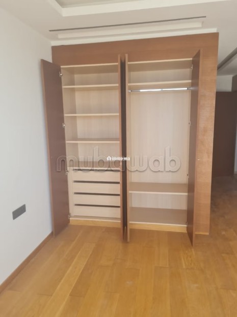 À Louer – Appartement avec Terrasse à Dar Salam - Location Immobilier - Rabat - photo 4