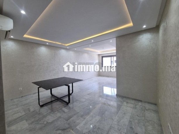 appartement-a-louer-126-m2-a-casablanca-big-1