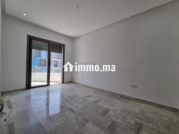 appartement-a-louer-126-m2-a-casablanca-big-4