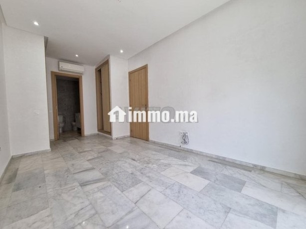 appartement-a-louer-126-m2-a-casablanca-big-5