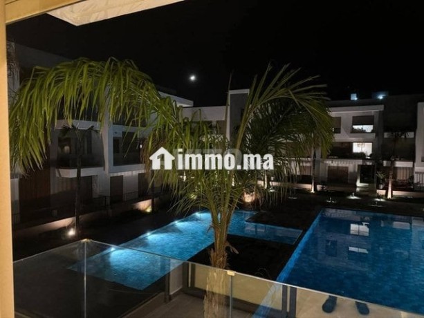 appartement-de-luxe-avec-piscine-big-0