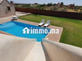villa-privee-avec-piscine-et-toboggan
