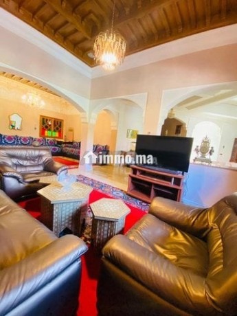 location-a-la-nuitee-dune-villa-a-marrakech-big-12