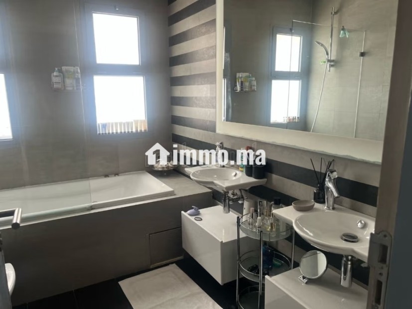 Très bel appt avec une vue sur mer imprenable à louer meublé avec 2 chambres à la marina - Location Immobilier - Casablanca - photo 7