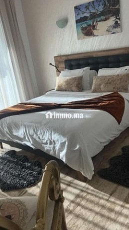 appartement-de-luxe-vue-met-et-piscine-big-1