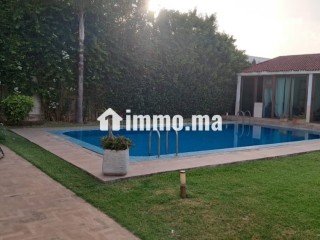 belle-villa-a-louer-proche-ecole-americaine