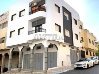 magnifique-maison-commerciale-2-facades-de-135-m2