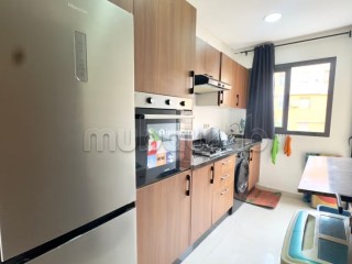 Location d'un appartement à Hay Mabrouka. Superficie 85 m². Meublé - Appartement à louer