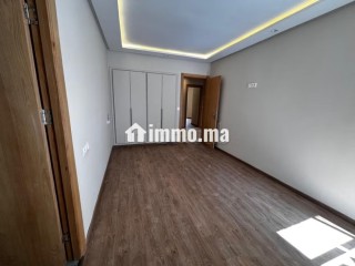 À louer – Spacieux appartement refait à neuf à Hay Riad - Appartement à louer - Rabat