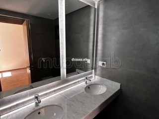 À louer – Spacieux appartement refait à neuf à Hay Riad - Appartement à louer - Rabat