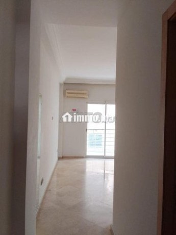 appartement-a-louer-120-m2-a-casablanca-big-5