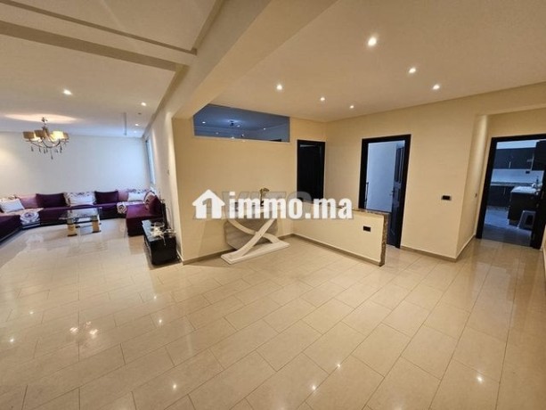 appartement-a-louer-116-m2-a-rue-roma-2mars-big-1