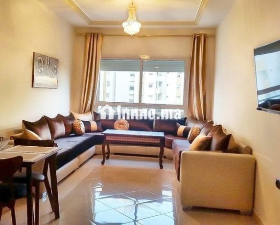 appartement-a-cote-de-lhotel-hilton-et-la-plage-big-0