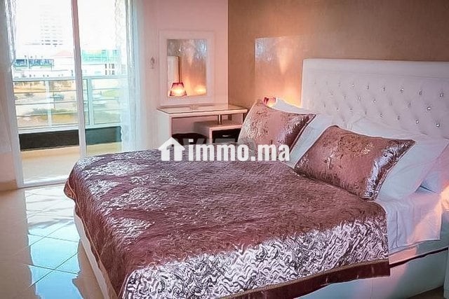 appartement-a-cote-de-lhotel-hilton-et-la-plage-big-2
