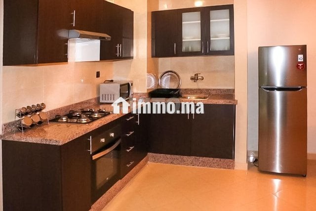 appartement-a-cote-de-lhotel-hilton-et-la-plage-big-3