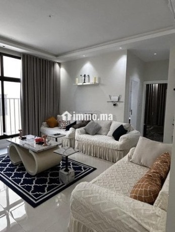 sejournez-au-coeur-de-casablanca-studio-meuble-big-3