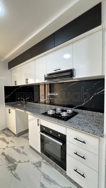 Bel appartement à vendre à Berrechid. 3 pièces. Système de parabole et salon marocain - Vente Immobilier - Berrechid - photo 4
