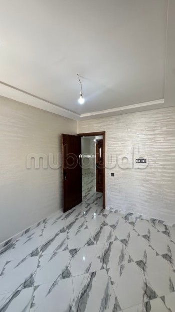 Bel appartement à vendre à Berrechid. 3 pièces. Système de parabole et salon marocain - Vente Immobilier - Berrechid - photo 8
